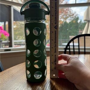16 oz. Green LifeFactory Glass Water Bottle with Silicone Sleeve